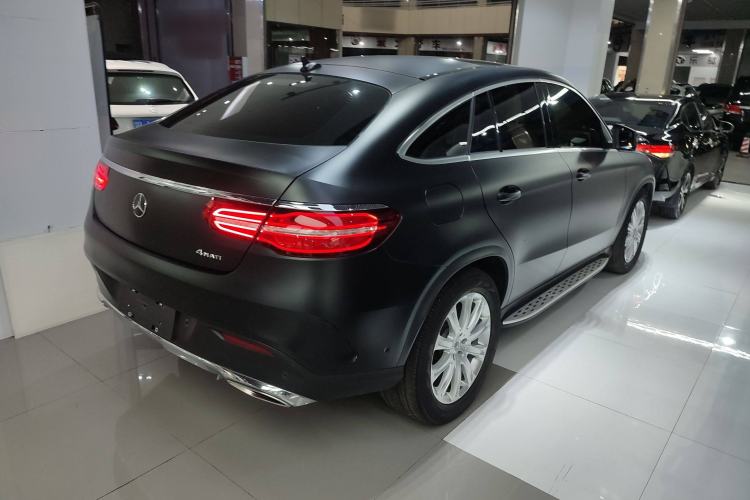 Used Mercedes-Benz GLE Coupe 2017 GLE 320 4MATIC Coupe SUV Exterior 6