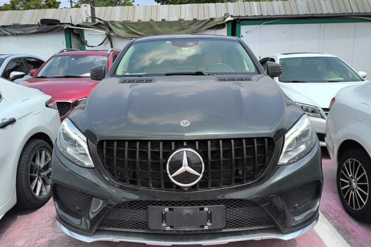Used Mercedes-Benz GLE Coupe 2017 GLE 400 4MATIC Coupe SUV Front