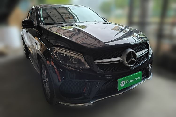 Used Mercedes-Benz GLE Coupe 2017 GLE 400 4MATIC Coupe SUV Front Right 45 Deg