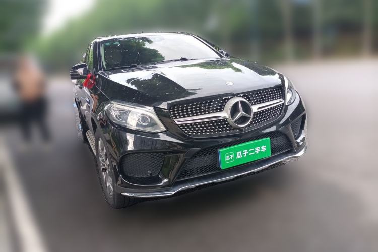Used Mercedes-Benz GLE Coupe 2017 GLE 400 4MATIC Coupe SUV Front Right 45 Deg