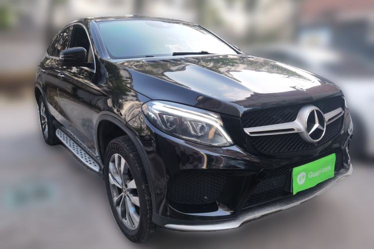 Used Mercedes-Benz GLE Coupe 2017 GLE 400 4MATIC Coupe SUV Front Right 45 Deg