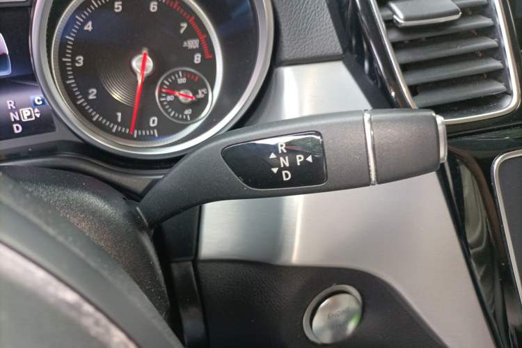 Used Mercedes-Benz GLE Coupe 2017 GLE 400 4MATIC Coupe SUV Gear Lever