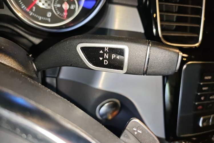Used Mercedes-Benz GLE Coupe 2017 GLE 450 AMG 4MATIC Coupe SUV Gear Lever