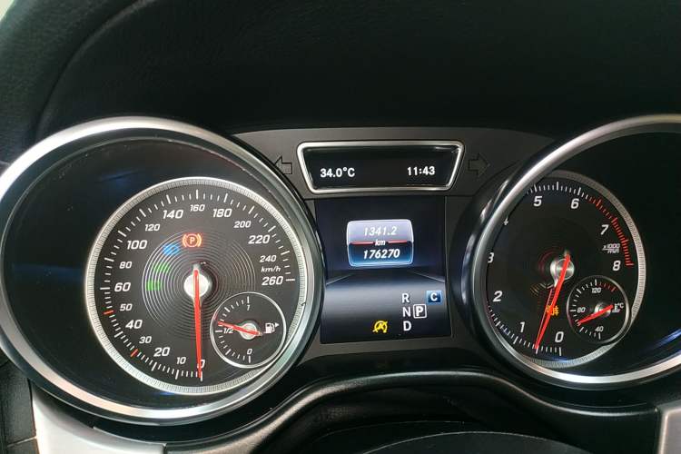 Used Mercedes-Benz GLE Coupe 2017 GLE 320 4MATIC Coupe SUV Instrument Cluster