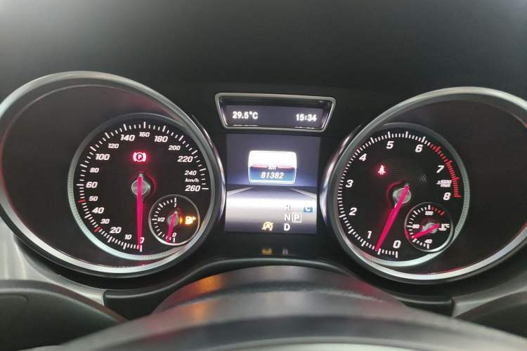 Used Mercedes-Benz GLE Coupe 2017 GLE 320 4MATIC Coupe SUV Instrument Cluster