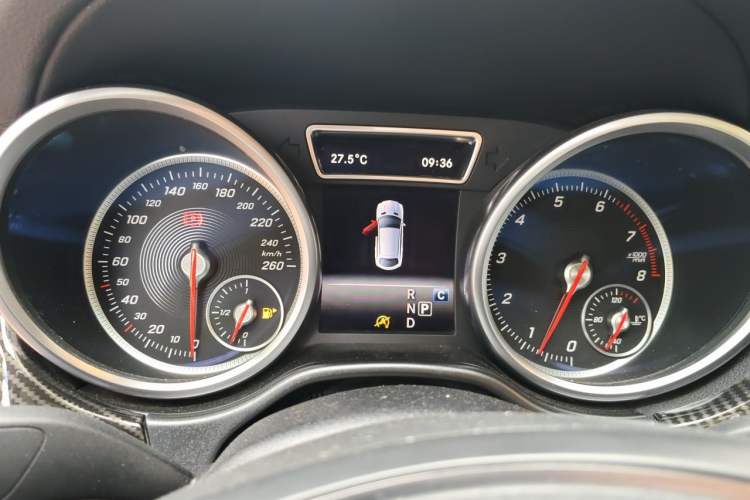 Used Mercedes-Benz GLE Coupe 2017 GLE 320 4MATIC Coupe SUV Instrument Cluster