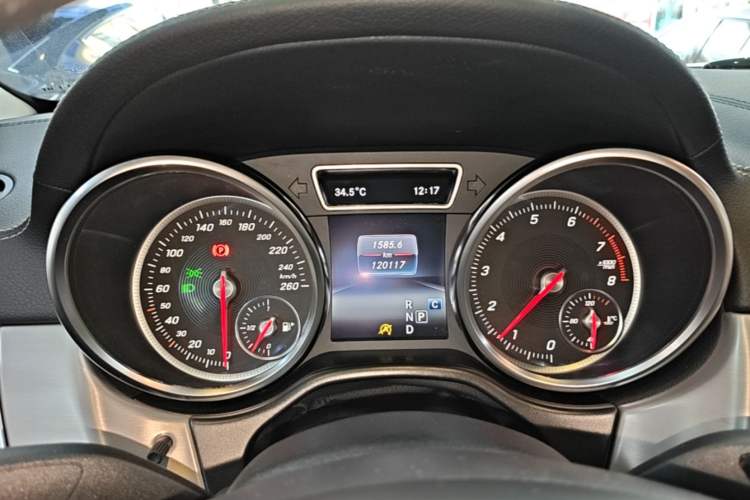Used Mercedes-Benz GLE Coupe 2017 GLE 400 4MATIC Coupe SUV Instrument Cluster