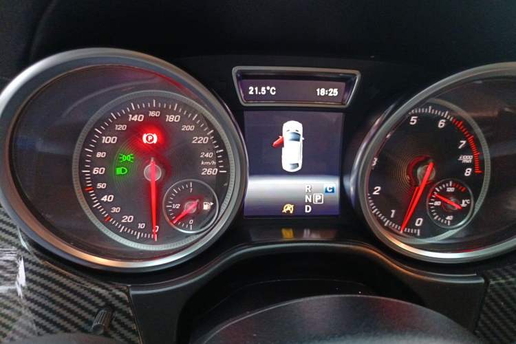 Used Mercedes-Benz GLE Coupe 2017 GLE 320 4MATIC Coupe SUV Instrument Cluster