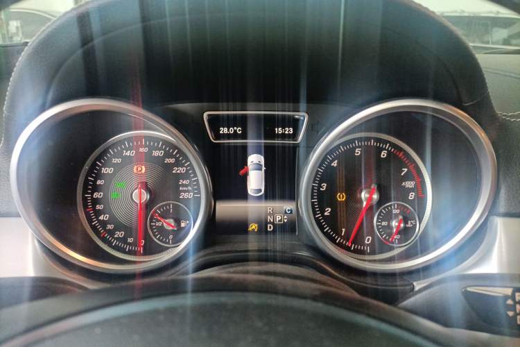 Used Mercedes-Benz GLE Coupe 2017 GLE 320 4MATIC Coupe SUV Instrument Cluster