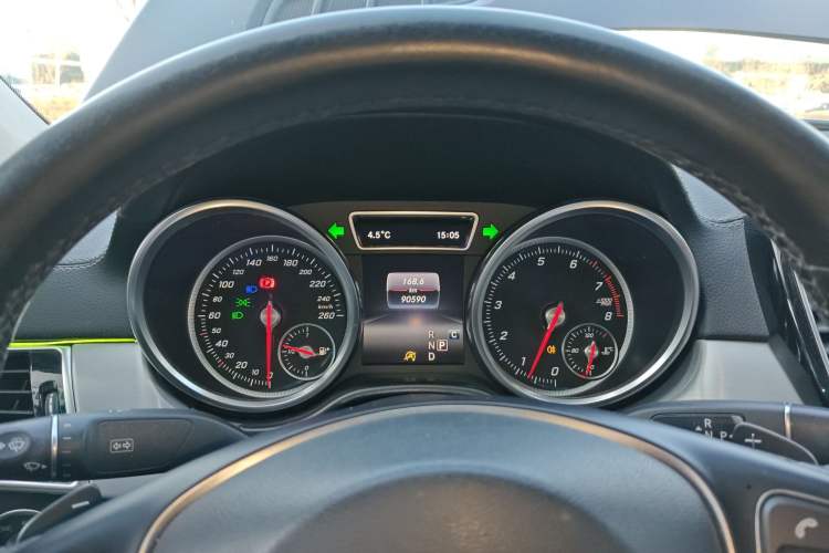 Used Mercedes-Benz GLE Coupe 2017 GLE 320 4MATIC Coupe SUV Instrument Cluster