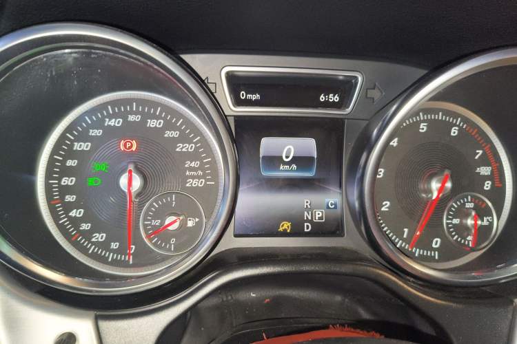 Used Mercedes-Benz GLE Coupe 2017 GLE 400 4MATIC Coupe SUV Instrument Cluster