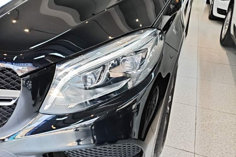 Used Mercedes-Benz GLE Coupe 2017 GLE 400 4MATIC Coupe SUV Left Front Headlight