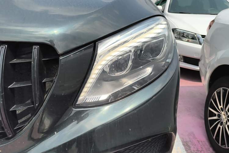 Used Mercedes-Benz GLE Coupe 2017 GLE 400 4MATIC Coupe SUV Left Front Headlight