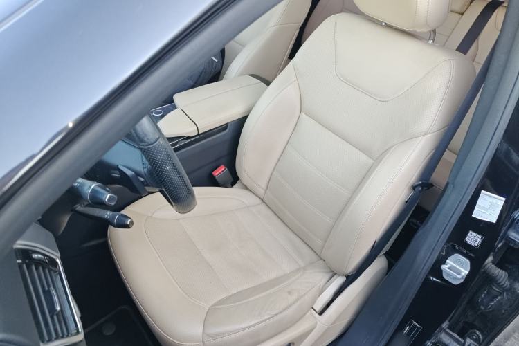 Used Mercedes-Benz GLE Coupe 2017 GLE 320 4MATIC Coupe SUV Left Front Seat