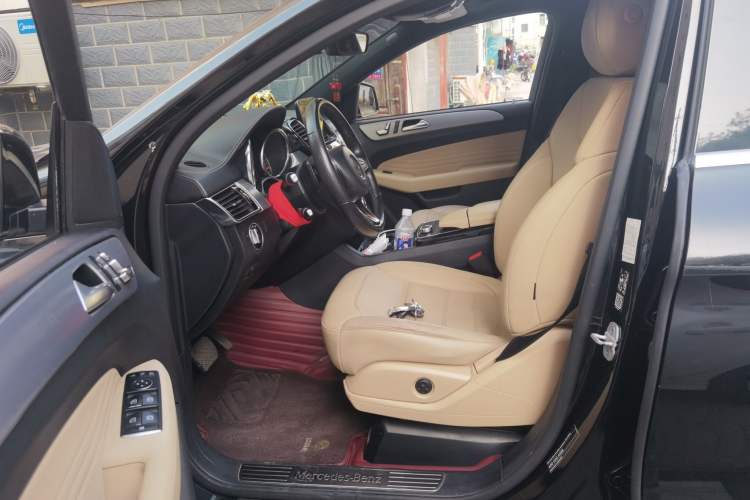 Used Mercedes-Benz GLE Coupe 2017 GLE 400 4MATIC Coupe SUV Left Front Seat