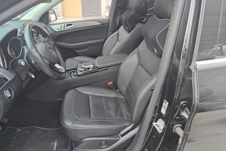 Used Mercedes-Benz GLE Coupe 2017 GLE 400 4MATIC Coupe SUV Left Front Seat