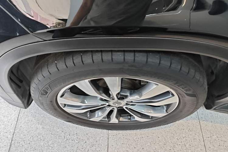 Used Mercedes-Benz GLE Coupe 2017 GLE 400 4MATIC Coupe SUV Left Front Wheel Hub