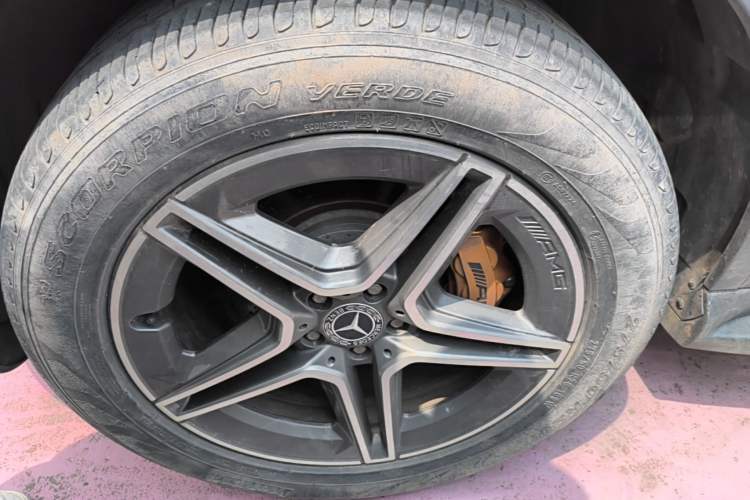 Used Mercedes-Benz GLE Coupe 2017 GLE 400 4MATIC Coupe SUV Left Front Wheel Hub
