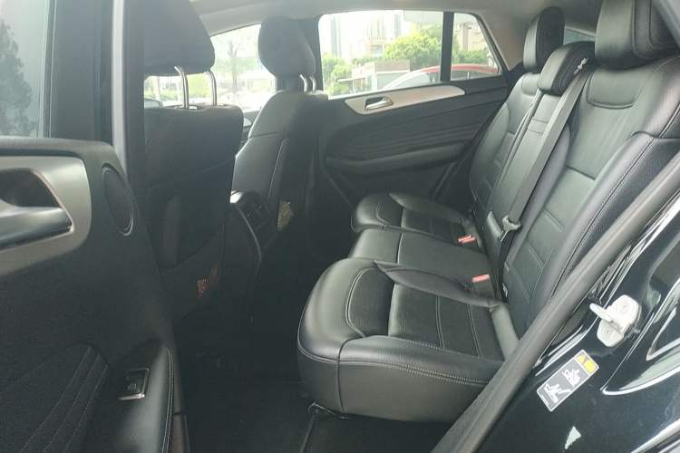 Used Mercedes-Benz GLE Coupe 2017 GLE 320 4MATIC Coupe SUV Left Rear Seat