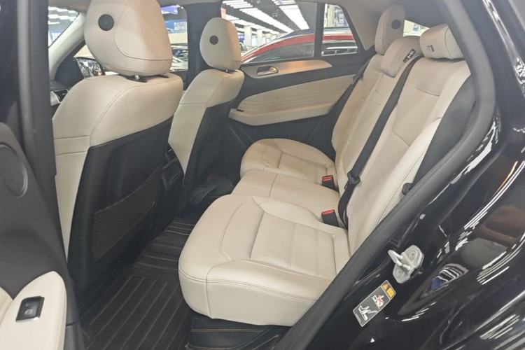 Used Mercedes-Benz GLE Coupe 2017 GLE 320 4MATIC Coupe SUV Left Rear Seat