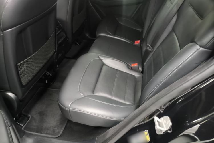 Used Mercedes-Benz GLE Coupe 2017 GLE 320 4MATIC Coupe SUV Left Rear Seat