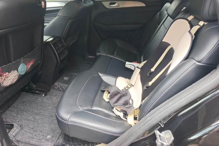 Used Mercedes-Benz GLE Coupe 2017 GLE 320 4MATIC Coupe SUV Left Rear Seat