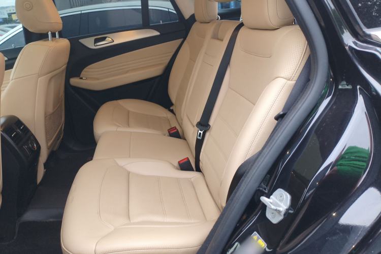 Used Mercedes-Benz GLE Coupe 2017 GLE 400 4MATIC Coupe SUV Left Rear Seat