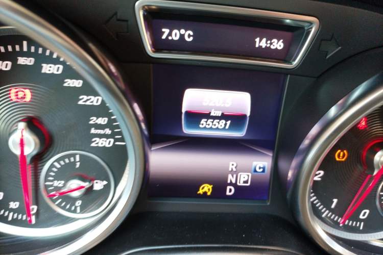 Used Mercedes-Benz GLE Coupe 2017 GLE 320 4MATIC Coupe SUV Odometer Close Up