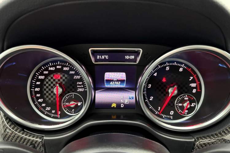 Used Mercedes-Benz GLE Coupe 2017 GLE 450 AMG 4MATIC Coupe SUV Odometer Close Up