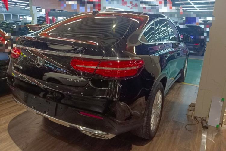 Used Mercedes-Benz GLE Coupe 2017 GLE 320 4MATIC Coupe SUV Rear Right 45 Deg