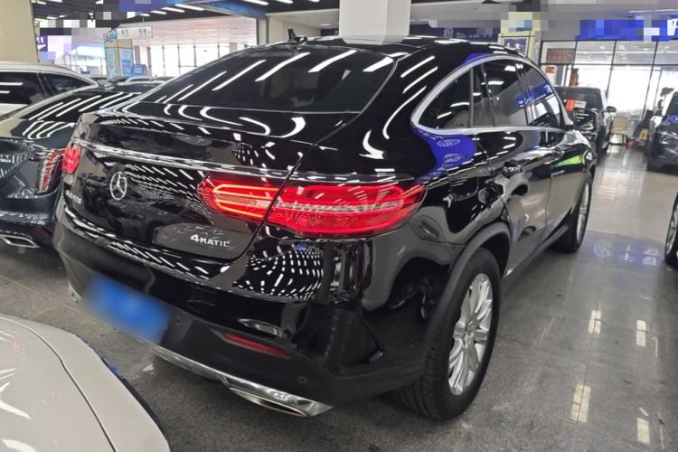 Used Mercedes-Benz GLE Coupe 2017 GLE 320 4MATIC Coupe SUV Rear Right 45 Deg