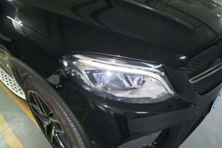 Used Mercedes-Benz GLE Coupe 2017 GLE 500 4MATIC Coupe SUV Right Front Headlight