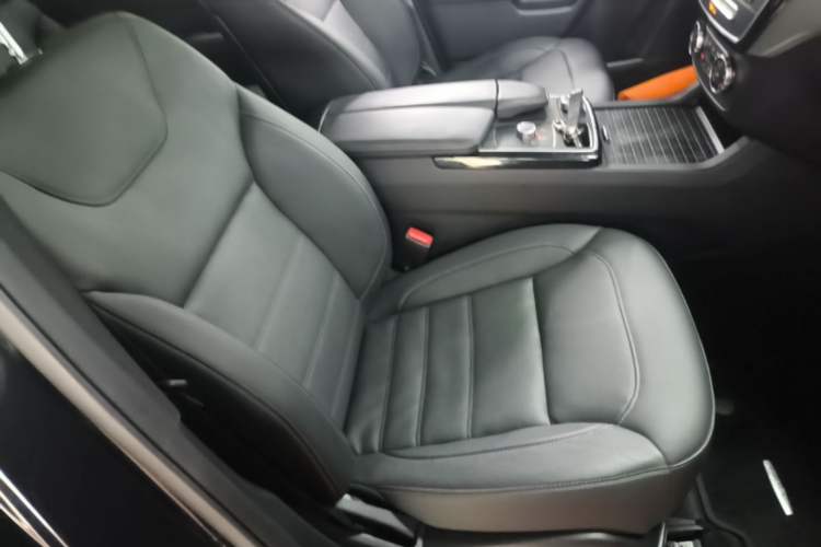 Used Mercedes-Benz GLE Coupe 2017 GLE 320 4MATIC Coupe SUV Right Front Seat