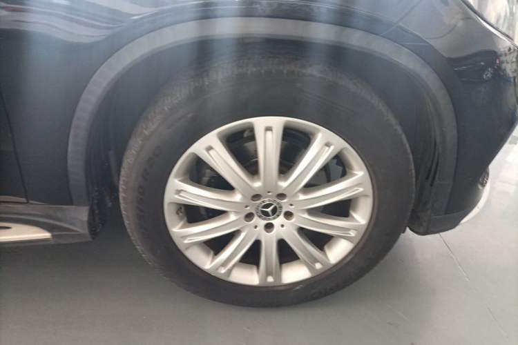 Used Mercedes-Benz GLE Coupe 2017 GLE 320 4MATIC Coupe SUV Right Front Wheel Hub