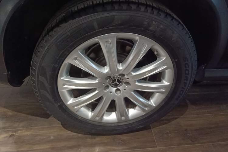 Used Mercedes-Benz GLE Coupe 2017 GLE 320 4MATIC Coupe SUV Right Rear Wheel Hub