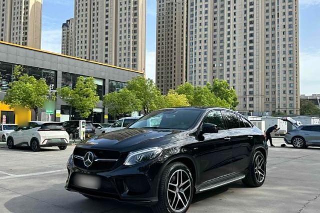 Ojetý Mercedes-Benz GLE Coupe 2017 GLE 450 AMG 4MATIC Coupe SUV
