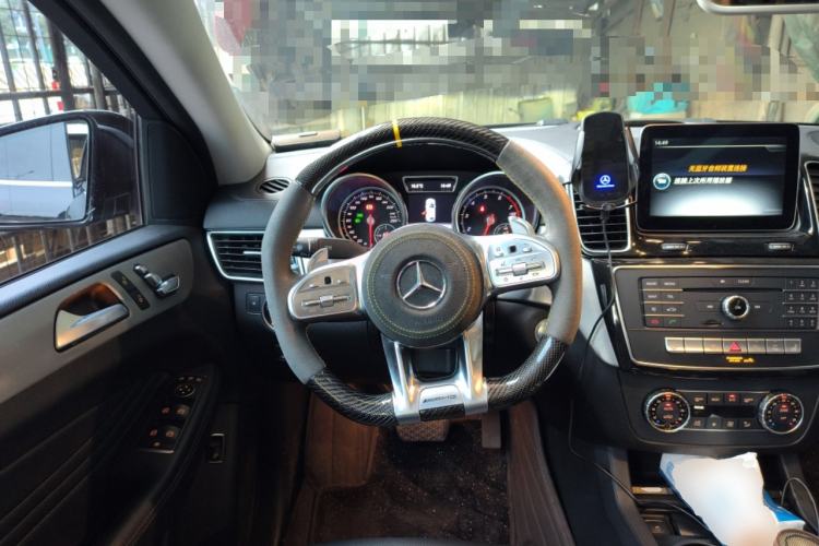 Used Mercedes-Benz GLE Coupe 2017 GLE 400 4MATIC Coupe SUV Steering Wheel