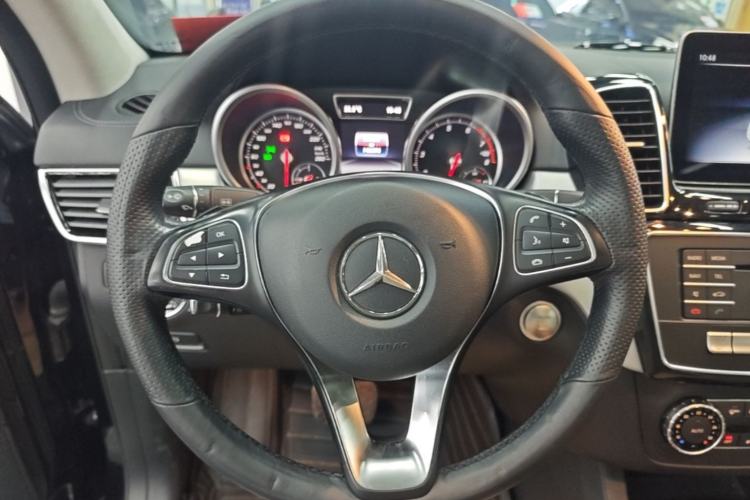 Used Mercedes-Benz GLE Coupe 2017 GLE 320 4MATIC Coupe SUV Steering Wheel