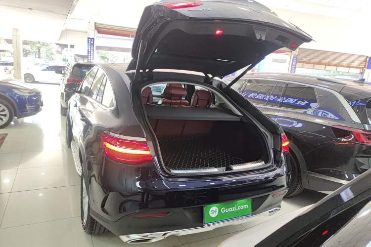 Used Mercedes-Benz GLE Coupe 2017 GLE 320 4MATIC Coupe SUV Trunk