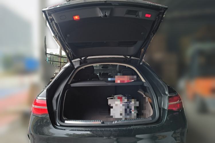 Used Mercedes-Benz GLE Coupe 2017 GLE 400 4MATIC Coupe SUV Trunk