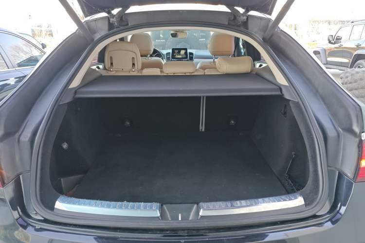 Used Mercedes-Benz GLE Coupe 2017 GLE 320 4MATIC Coupe SUV Trunk