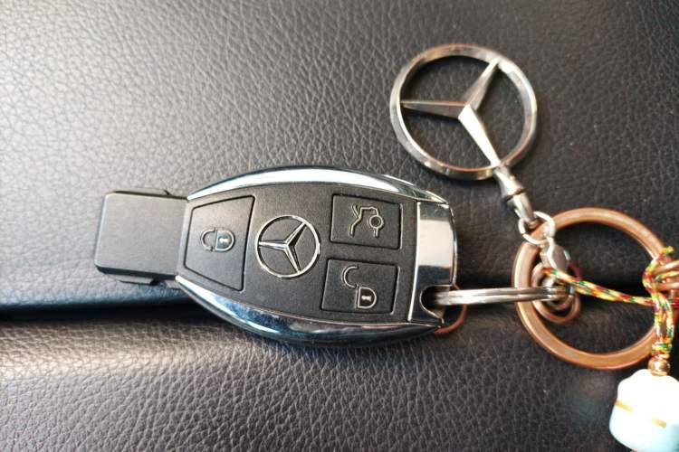 Used Mercedes-Benz GLE Coupe 2017 GLE 320 4MATIC Coupe SUV Vehicle Key