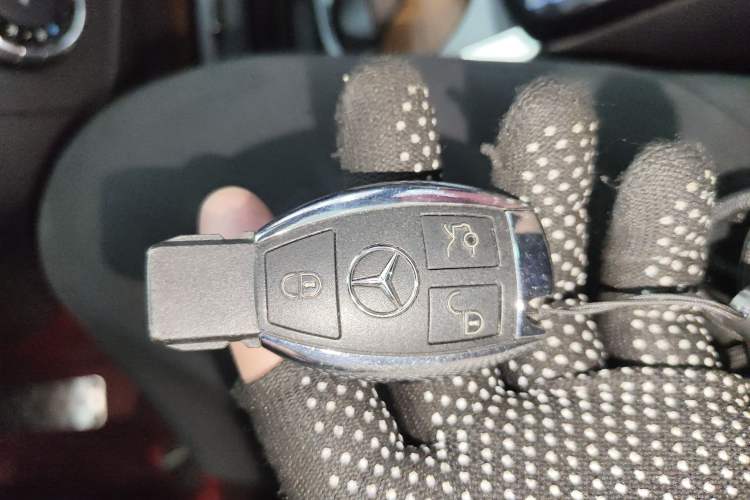 Used Mercedes-Benz GLE Coupe 2017 GLE 320 4MATIC Coupe SUV Vehicle Key