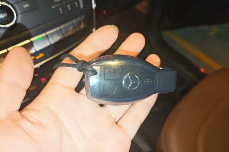 Used Mercedes-Benz GLE Coupe 2017 GLE 500 4MATIC Coupe SUV Vehicle Key