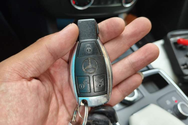 Used Mercedes-Benz GLE Coupe 2017 GLE 320 4MATIC Coupe SUV Vehicle Key