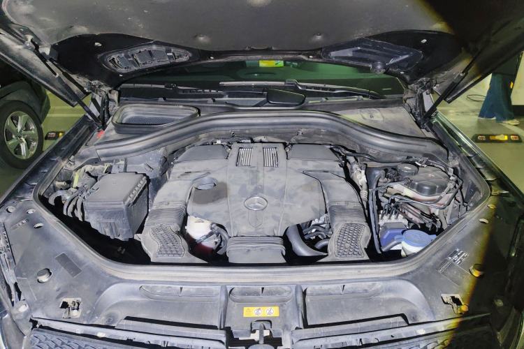 Used Mercedes-Benz GLE Coupe 2017 GLE 400 4MATIC Coupe SUV Engine Bay
