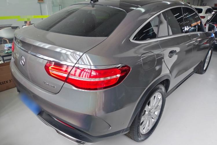 Used Mercedes-Benz GLE Coupe 2017 GLE 320 4MATIC Coupe SUV Rear Right 45 Deg
