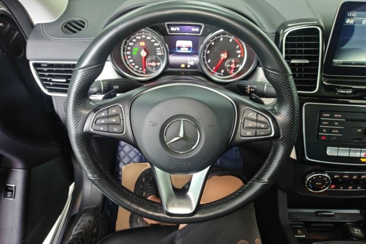 Used Mercedes-Benz GLE Coupe 2017 GLE 320 4MATIC Coupe SUV Steering Wheel