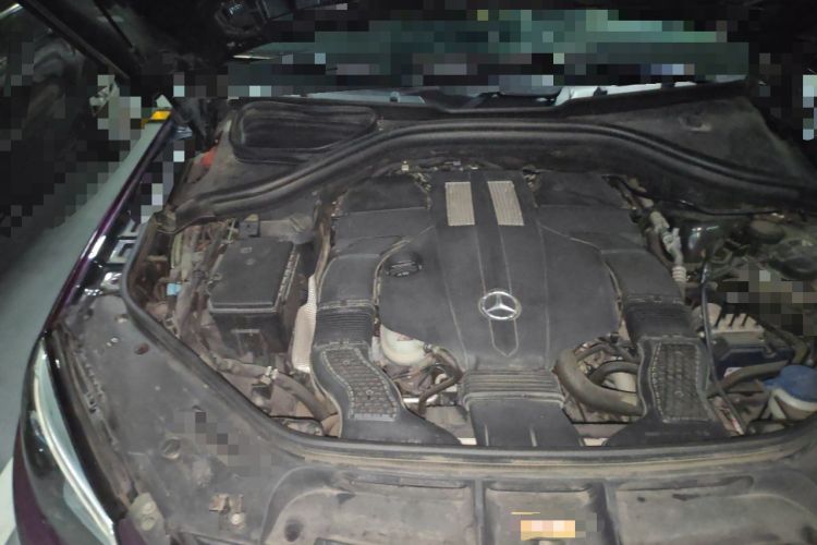 Used Mercedes-Benz GLE Coupe 2017 GLE 400 4MATIC Coupe SUV Engine Bay Right