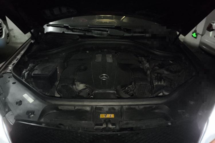 Used Mercedes-Benz GLE Coupe 2017 GLE 400 4MATIC Coupe SUV Engine Bay